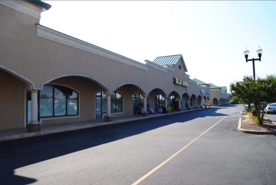 A section of the Savannah Square Shopping Center building.